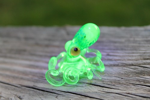Uranium glass octopus pendant - uranium,