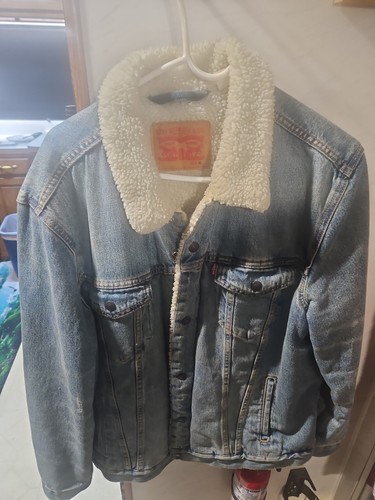 Levis premium sherpa trucker - levis,