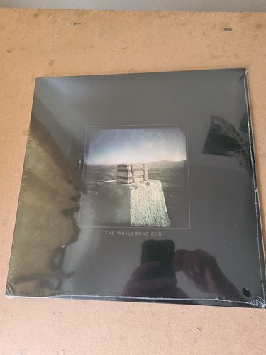 The whalebone box 2021 - whalebone,