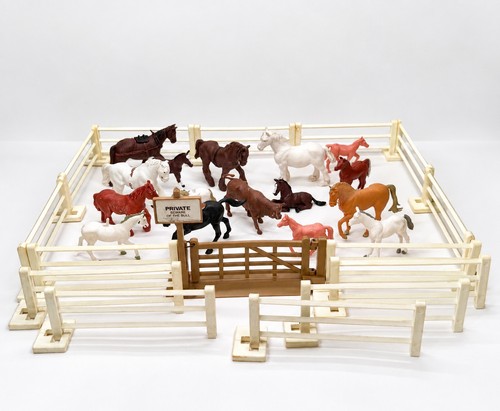 Vintage farm toys - , white