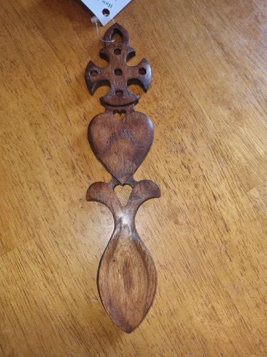 Traditional welsh huw - welsh,