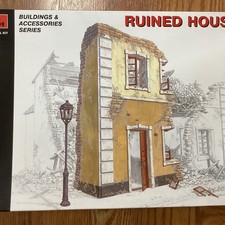 1/35 Scale RUINED HOUSE