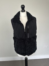 Abercrombie and Fitch black