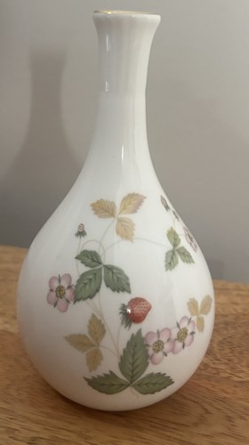 Wedgwood wild strawberry - wedgwood,