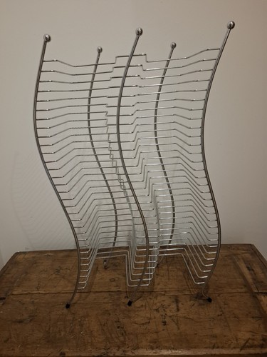 Chrome metal freestanding wavy - chrome,