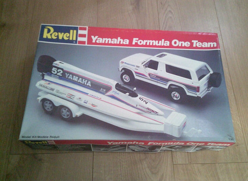 L270 revell model - model, 7241