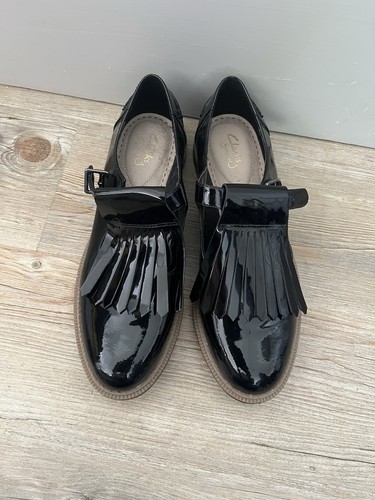 Clark griffin mia patent t - griffin,