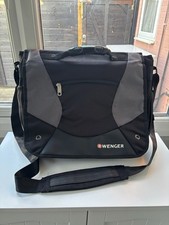Wenger Swiss - Padded Laptop Messenger Bag - Black