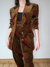 Vintage 80s  Mondi Velvet