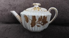 COPELAND SPODE ANTIQUE BACHELOR TEAPOT WITH RAISED GILDED FLORAL DECORATION
