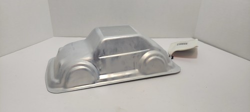 Wilton 2012 novelty car shaped - wilton,
