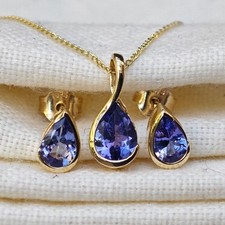 9ct Gold Tanzanite Necklace