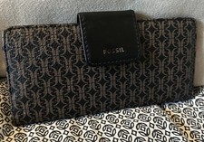 Fossil Vegan Leather Purse