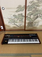 Roland JUNO-6 Synthesizer