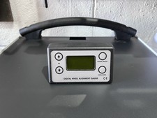 DIGITAL WHEEL ALIGNMENT GAUGE