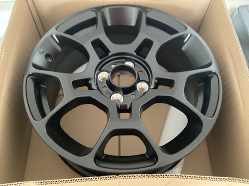 Genuine new fiat 500 - genuine, sport