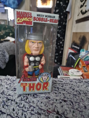 Thor head knocker funko - head,