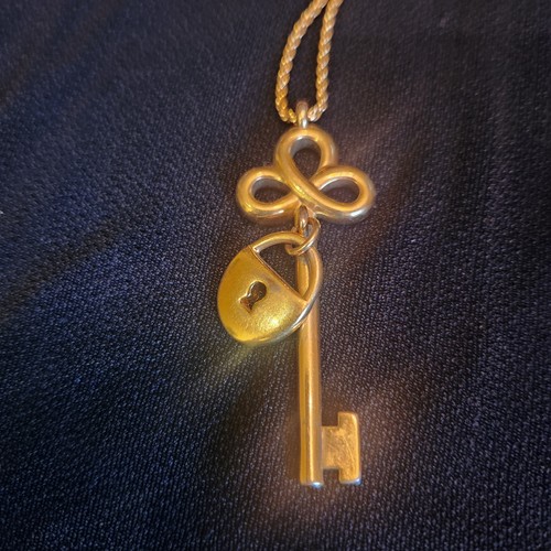 Goldtone napier necklace in - napier, 32