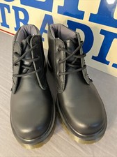 DR MARTENS DM’S London
