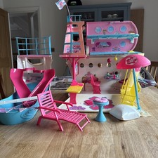 Barbie Cruise Ship - Pool With Slide And Water Feature + Other Accessories