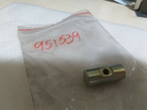Nos tractor parts k951539 - parts,