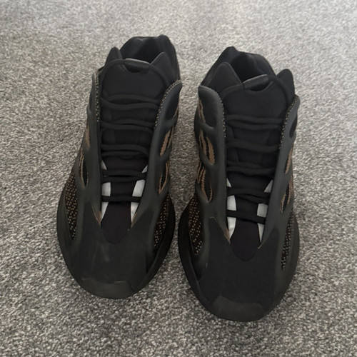 Adidas yeezy boost - adidas, v3