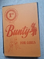 Vintage, 1st BUNTY FOR GIRLS Annual 1972 Published by D C Thomson & Co Ltd 1971.