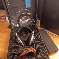 Sennheiser HD 800 Headphones