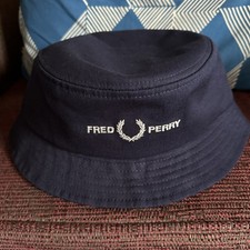 Fred Perry Graphic Brand Twill Bucket Hat French Navy BNWOT Size Medium  HW4631