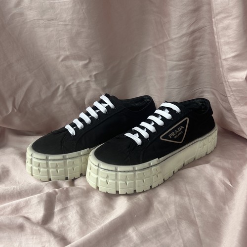 Prada double wheel - prada,