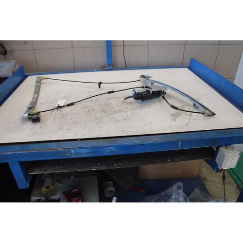 Front power window - front, rh