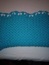 HOMEMADE SOFT BABY BLANKET THROW-Approx 106cm X 86cm BLUE/ TURQUOISE BLUE *NEW* 