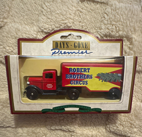 Days gone 1934 bedford truck - gone,
