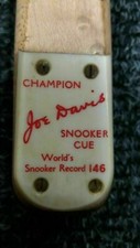 JOE DAVIS (ANTIQUE) 146 SNOOKER CUE - £350