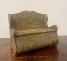 Musical Miniature Chest. -