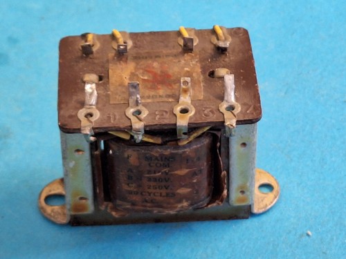 Mains transformer standard - ,
