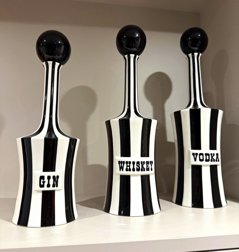 Jonathan adler black white - &,
