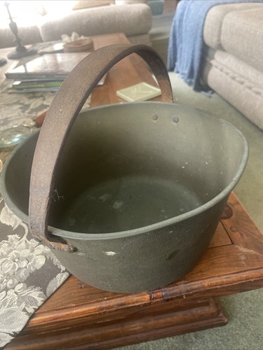 Heavy antique brass - heavy, pan