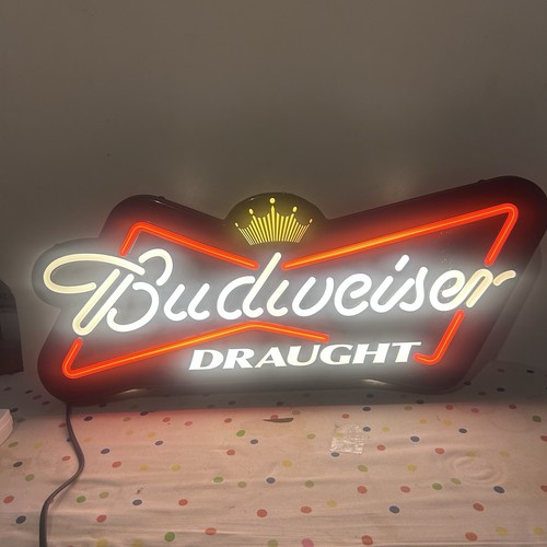 Budweiser draught illuminated - draught,