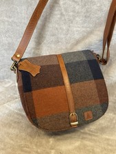 STUNNING SADDLE BAG IN A