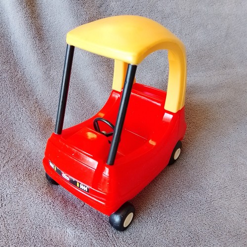 Vintage little tikes dolls - little,