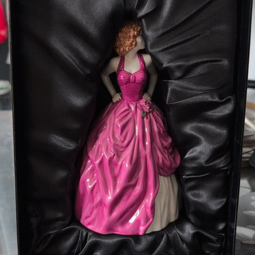Royal doulton pretty ladies - doulton,