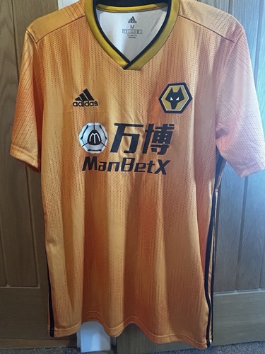 Wolverhampton wanderers - wolverhampton,