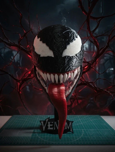 Venom printed wearable mask - 3d,