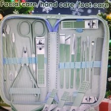 15 Piece Manicure Pedicure Set