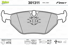 REAR BRAKE PAD SET DISC BRAKE FITS: BMW 5 SEDAN 520 I/525 TDS/523 I/528 I/540