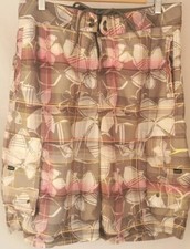 Speedo Mens Board Shorts  Cargo Pockets  Tie Waist Floral Pattern  UK 34