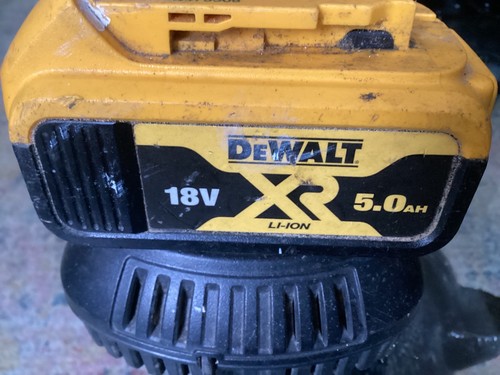 Dewalt battery 18v and charger - dewalt,