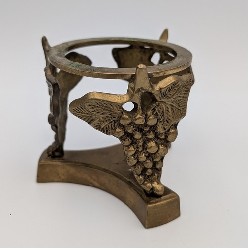 Vintage brass grapevine grape - brass,