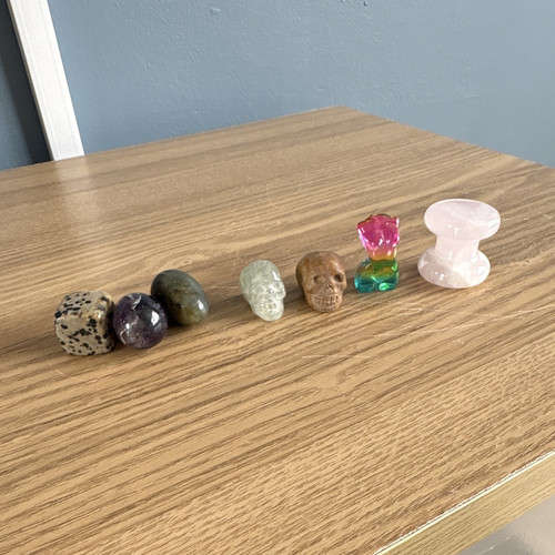 Polished crystal stone - &, mixed